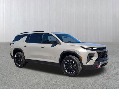 New 2026 Chevrolet Traverse Z71 w/ Enhanced Driving Package AWD/4WD image 1