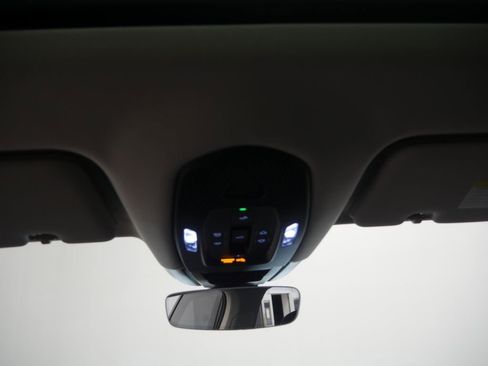 Certified 2024 Porsche Cayenne image 39