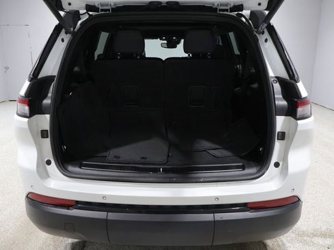 Used 2023 Jeep Grand Cherokee L Laredo image 20