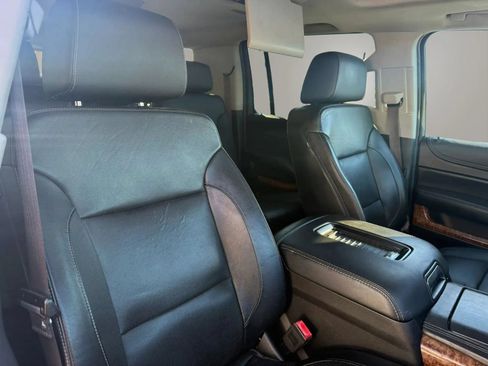 Used 2017 Chevrolet Suburban Premier AWD/4WD image 57