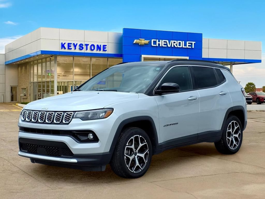 Used 2025 Jeep Compass Limited AWD/4WD image 3