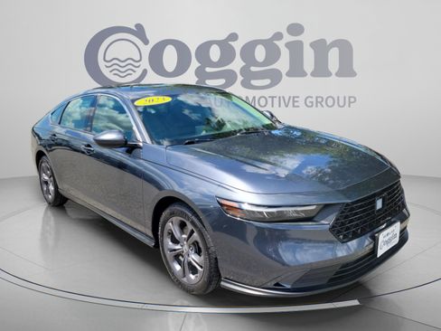 Used 2023 Honda Accord EX image 4