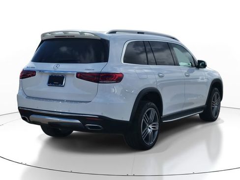 Used 2021 Mercedes-Benz GLS 450 4MATIC image 4