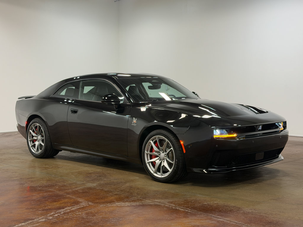 Used 2025 Dodge Charger Daytona Scat Pack w/ Track Pack AWD/4WD image 20