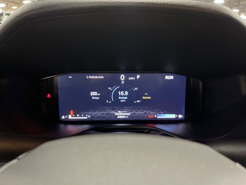 Used 2024 Jeep Compass Trailhawk w/ Trailhawk Elite Group image 21