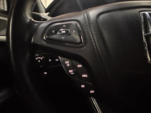 Used 2017 Lincoln MKZ Premiere image 31