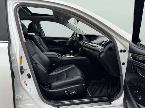 Used 2015 Lexus LS 460 image 47