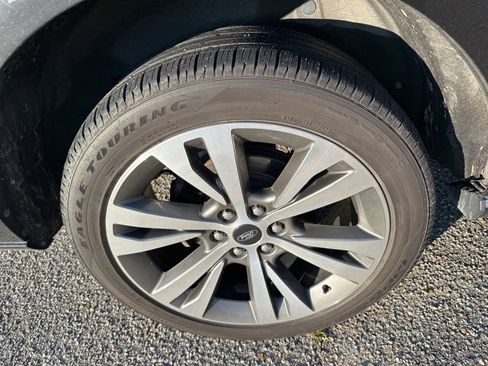 Used 2020 Ford Expedition Platinum image 10