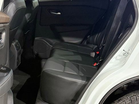 Used 2023 Nissan Rogue SV w/ SV Premium B Package image 41