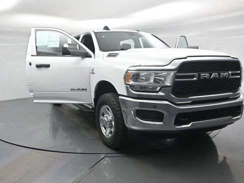 Used 2020 RAM 2500 Tradesman image 32