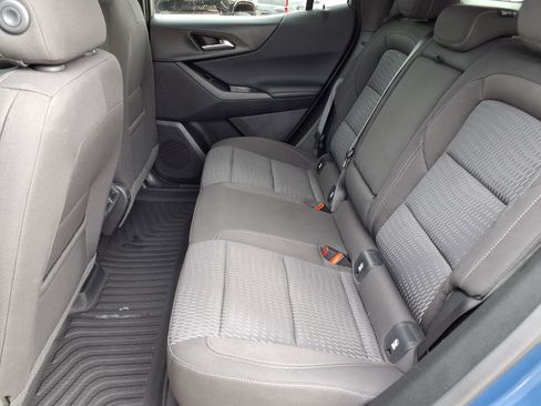 Used 2026 Chevrolet Equinox LT FWD image 10