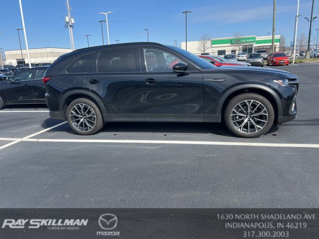 Used 2025 MAZDA CX-70 Plug-In Hybrid w/ Premium Plus AWD/4WD image 4