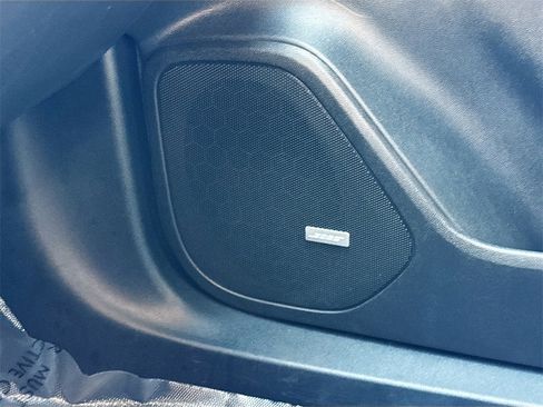 Used 2021 Chevrolet Blazer RS w/ Enhanced Convenience Package image 19