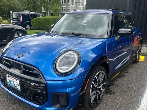 Used 2025 MINI Cooper S FWD image 5