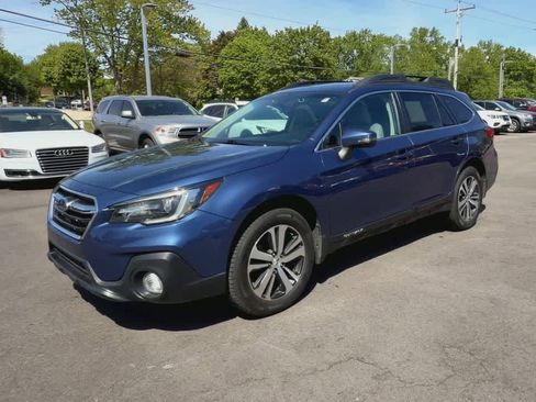 Used 2019 Subaru Outback 2.5i Limited w/ Popular Package #2 AWD/4WD image 4