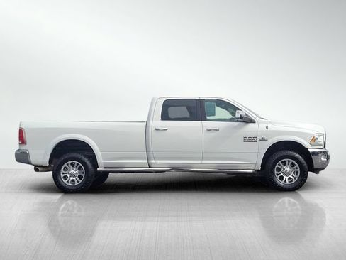 Used 2018 RAM 2500 Laramie w/ Convenience Group AWD/4WD image 3