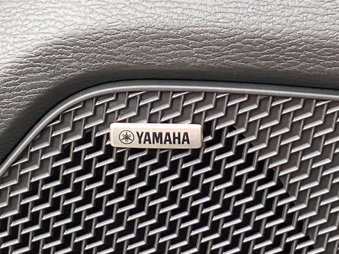 New 2025 Mitsubishi Outlander SE image 11