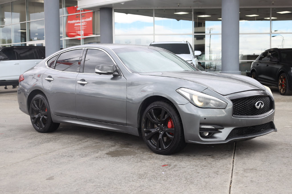 Used 2016 INFINITI Q70 3.7 w/ Sport Package AWD/4WD image 8