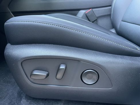 New 2026 Chevrolet Traverse LT w/ Driver Confidence Package image 11