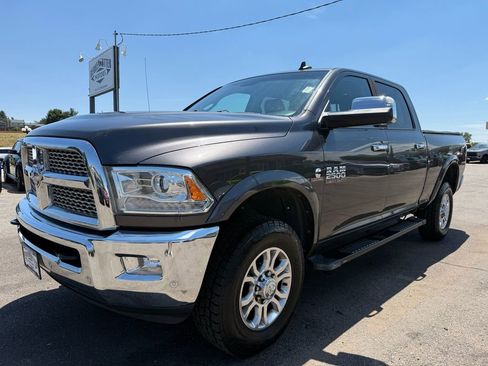 Used 2016 RAM 2500 Laramie image 6