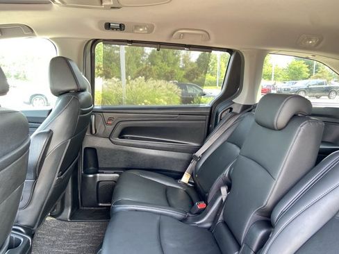 Used 2022 Honda Odyssey Touring image 17