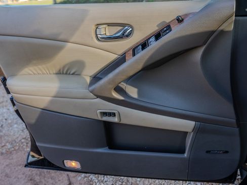 Used 2010 Nissan Murano LE w/ Navigation Pkg FWD image 25