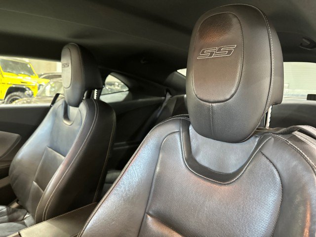 Used 2015 Chevrolet Camaro SS w/ RS Package RWD image 45