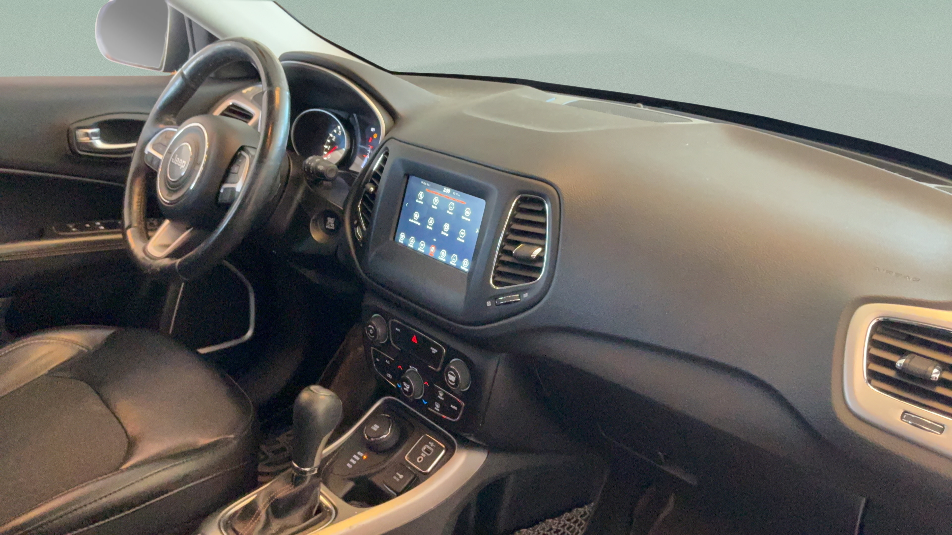 Used 2019 Jeep Compass Latitude w/ Popular Equipment Group AWD/4WD image 36