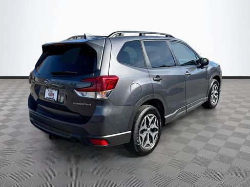 Certified 2023 Subaru Forester Premium image 4