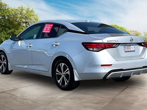 Certified 2022 Nissan Sentra SV FWD image 4