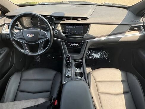 Used 2023 Cadillac XT5 Luxury AWD/4WD image 10