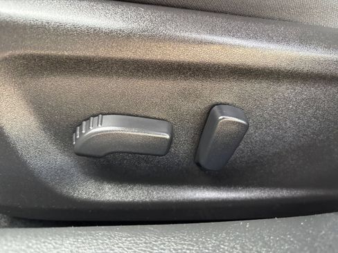 Used 2025 Nissan Altima 2.5 SV FWD image 22