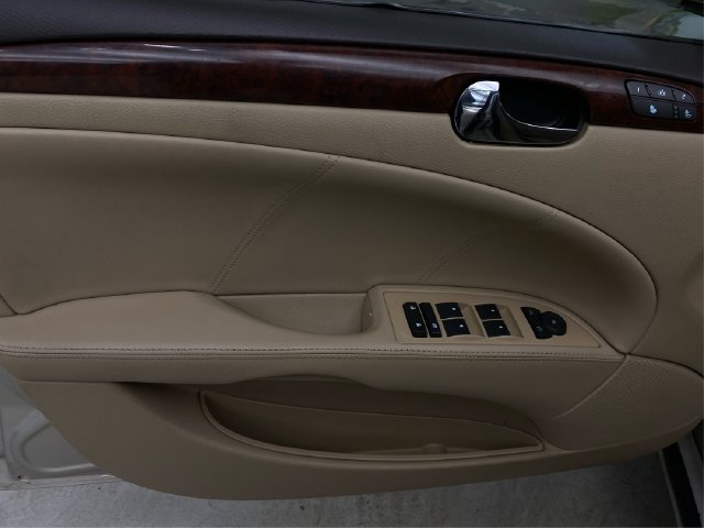 Used 2007 Buick Lucerne CXL w/ Luxury Package FWD image 25