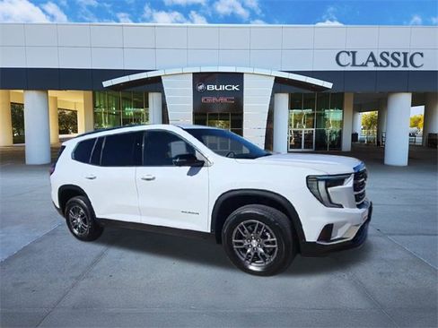 Used 2025 GMC Acadia Elevation image 2