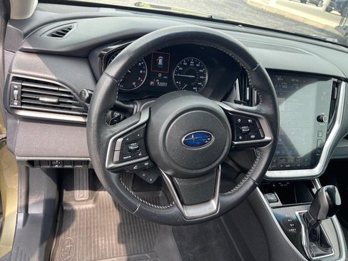Used 2020 Subaru Outback Premium AWD/4WD image 27