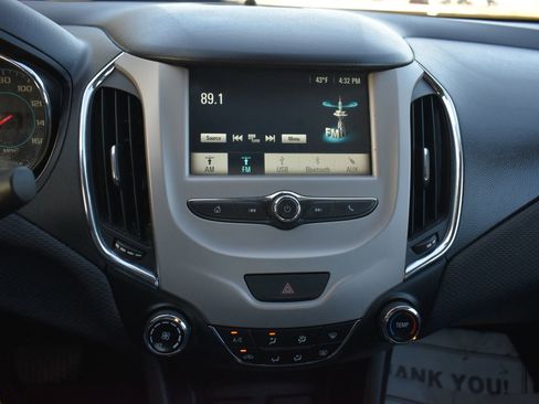 Used 2018 Chevrolet Cruze LS w/ LS Fleet Convenience Package image 25