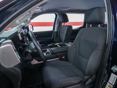 Used 2022 Toyota Tundra SR5 AWD/4WD image 11
