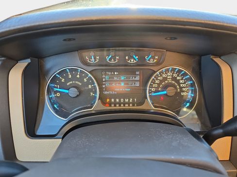 Used 2014 Ford F150 XLT w/ XLT Chrome Package image 12