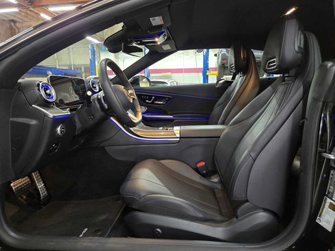 Used 2024 Mercedes-Benz CLE 300 4MATIC Cabriolet image 18