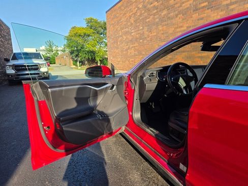 Used 2014 Tesla Model S RWD image 27