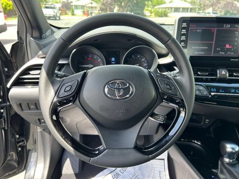 Used 2022 Toyota C-HR Nightshade FWD image 13