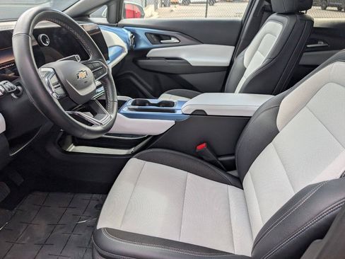 Used 2025 Chevrolet Equinox EV LT w/ Convenience Package FWD image 10