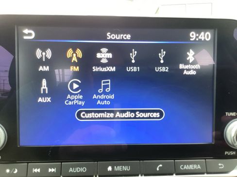 Used 2024 Nissan Sentra SV FWD image 5
