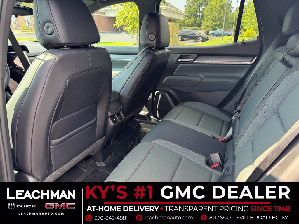 New 2027 GMC Terrain AT4 w/ LPO, Floor Liner Package AWD/4WD image 15