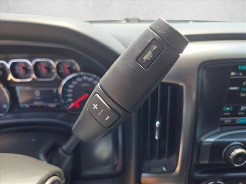 Used 2018 Chevrolet Silverado 1500 LT w/ Texas Edition RWD image 15