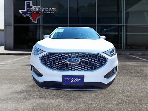 Used 2023 Ford Edge SEL image 9