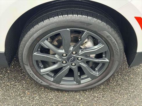 Used 2023 Chevrolet Equinox RS image 9