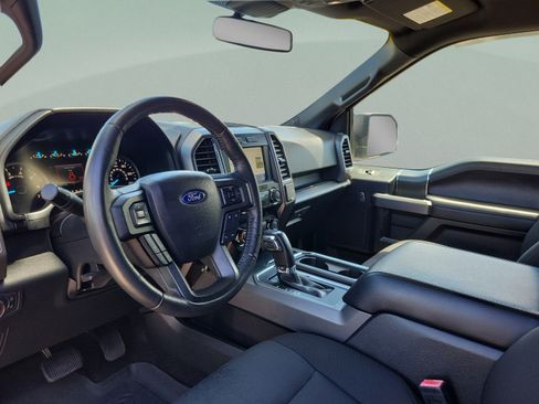 Used 2019 Ford F150 XLT w/ Equipment Group 302A Luxury AWD/4WD image 16
