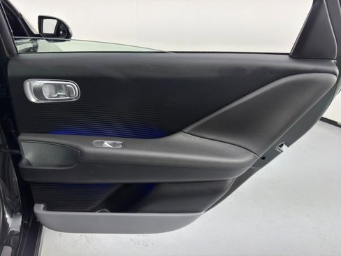Used 2024 Hyundai Ioniq 6 Limited image 45