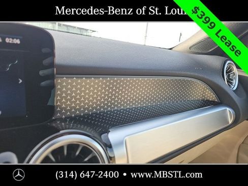 Certified 2025 Mercedes-Benz GLB 250 4MATIC image 18